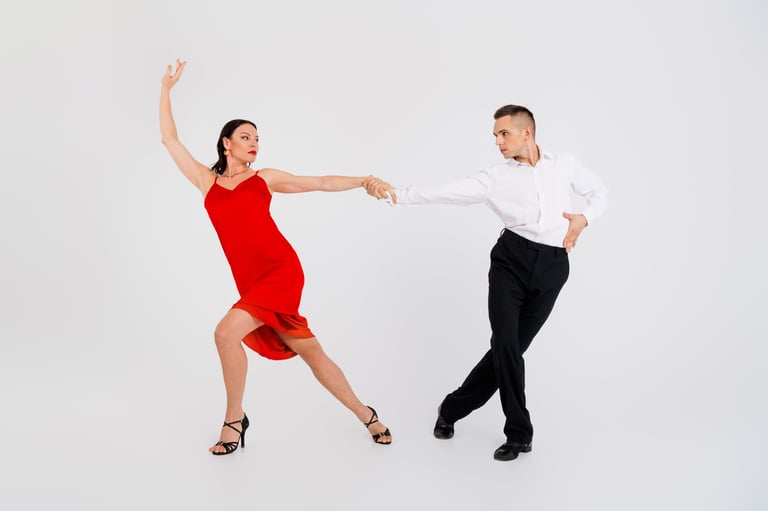 Phoenix couple learning to dance ballroom together